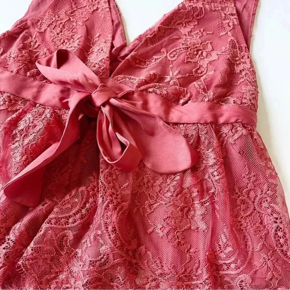 Free People Burnt Red Chante Lace Tank Top Frenchie Kiss Deep V NWT small - Picture 10 of 12
